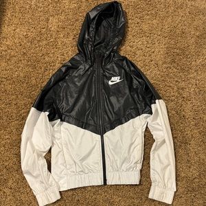 Nike Windbreaker - M